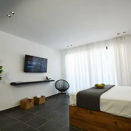 Apartment 51 Piraeus